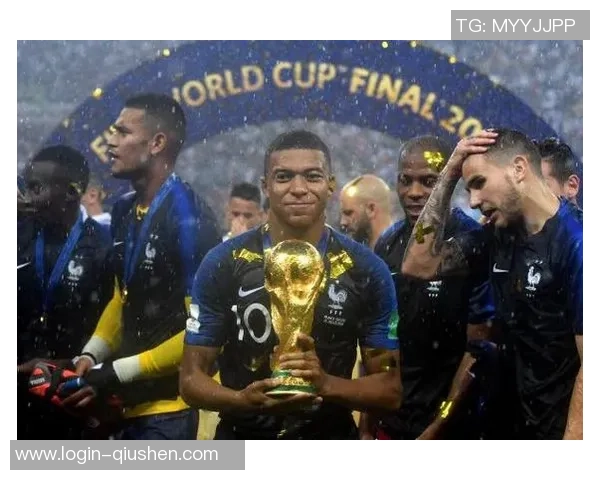 姆巴佩领衔法国队冲击世界杯冠军展现超凡实力与无与伦比的天赋